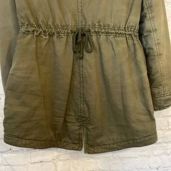 Hollister Olive Green with Buffalo plaid lining warm weather Parker Coat Jacket - Picture 8 of 9